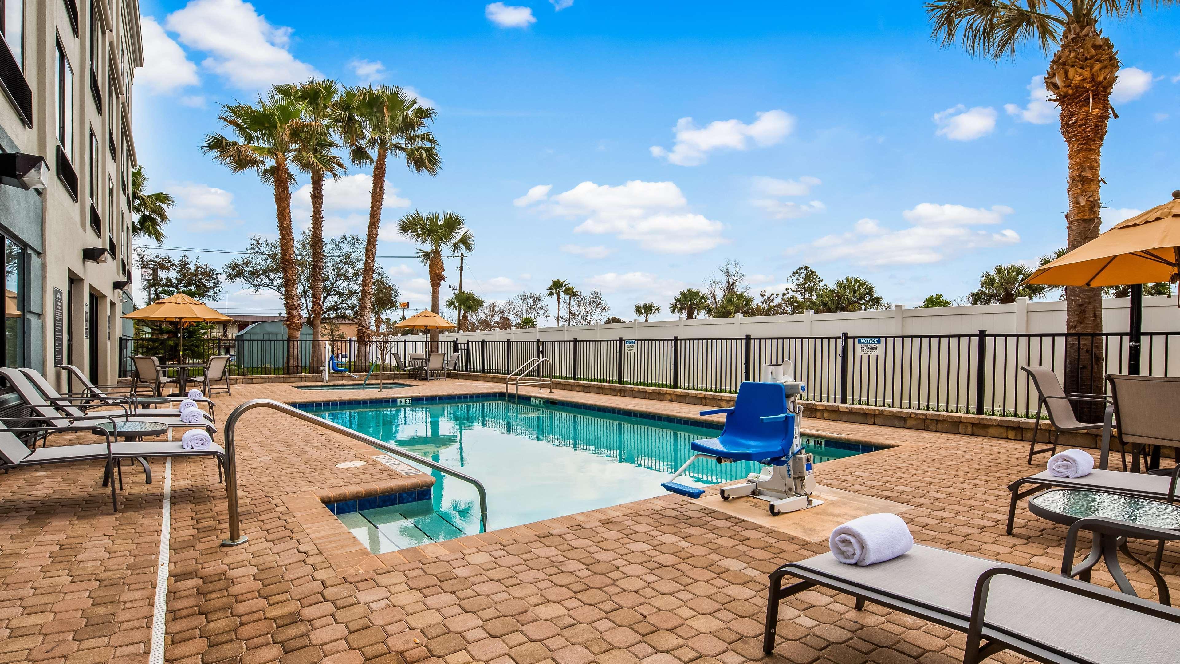 Best Western Plus New Caney Inn & Suites Exteriér fotografie
