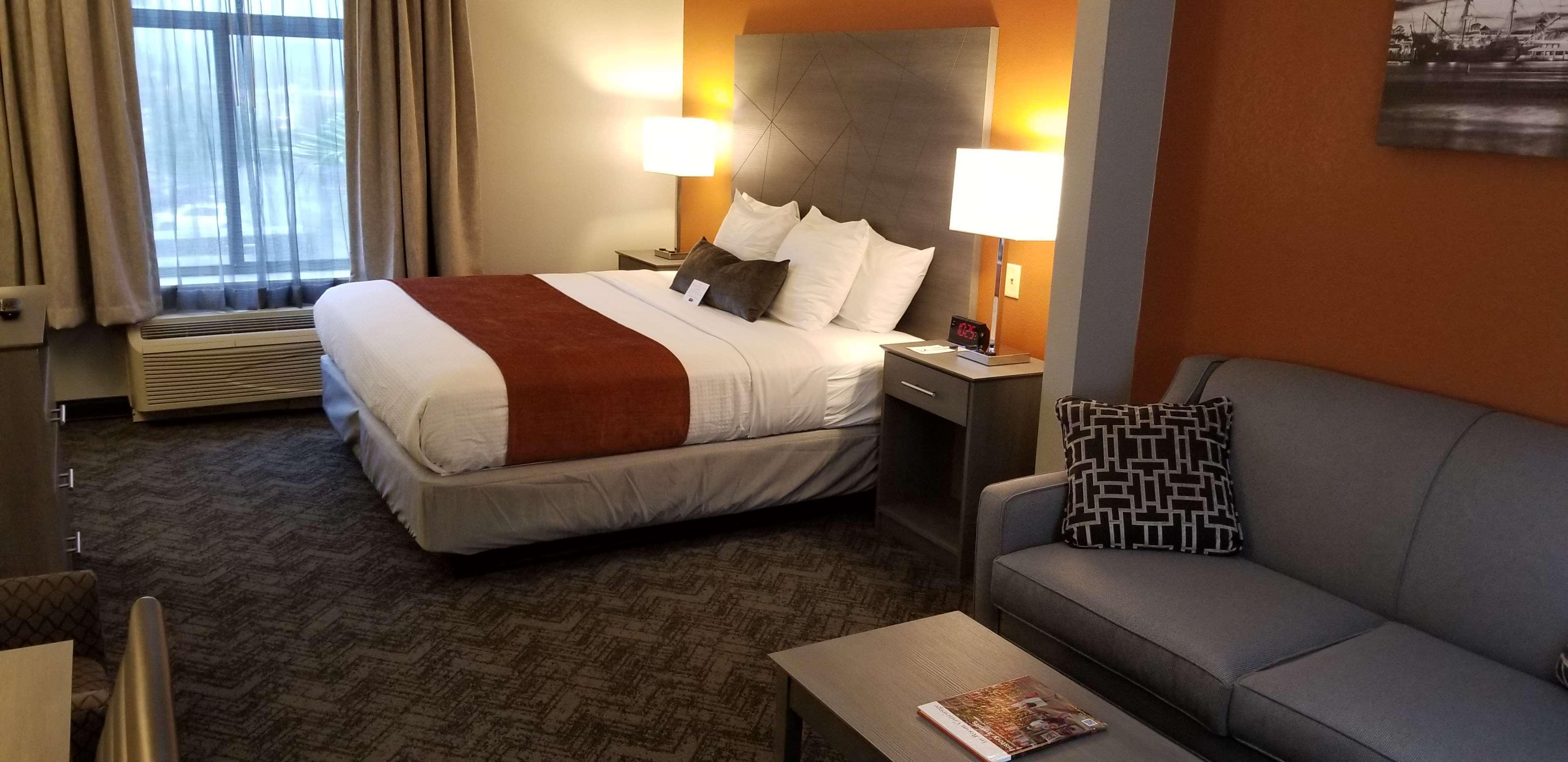 Best Western Plus New Caney Inn & Suites Exteriér fotografie